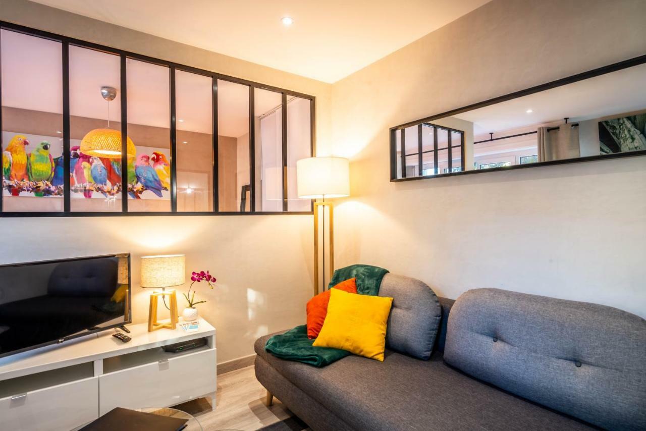 Le Chatelet- Parking Gratuit - Cosy Et Design - A 10 Mn De Geneve Annemasse Kültér fotó